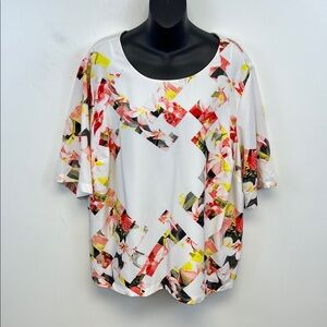Vince Camuto Multicolor Yellow Red Orange White Floral Short Sleeved Top Size 2X